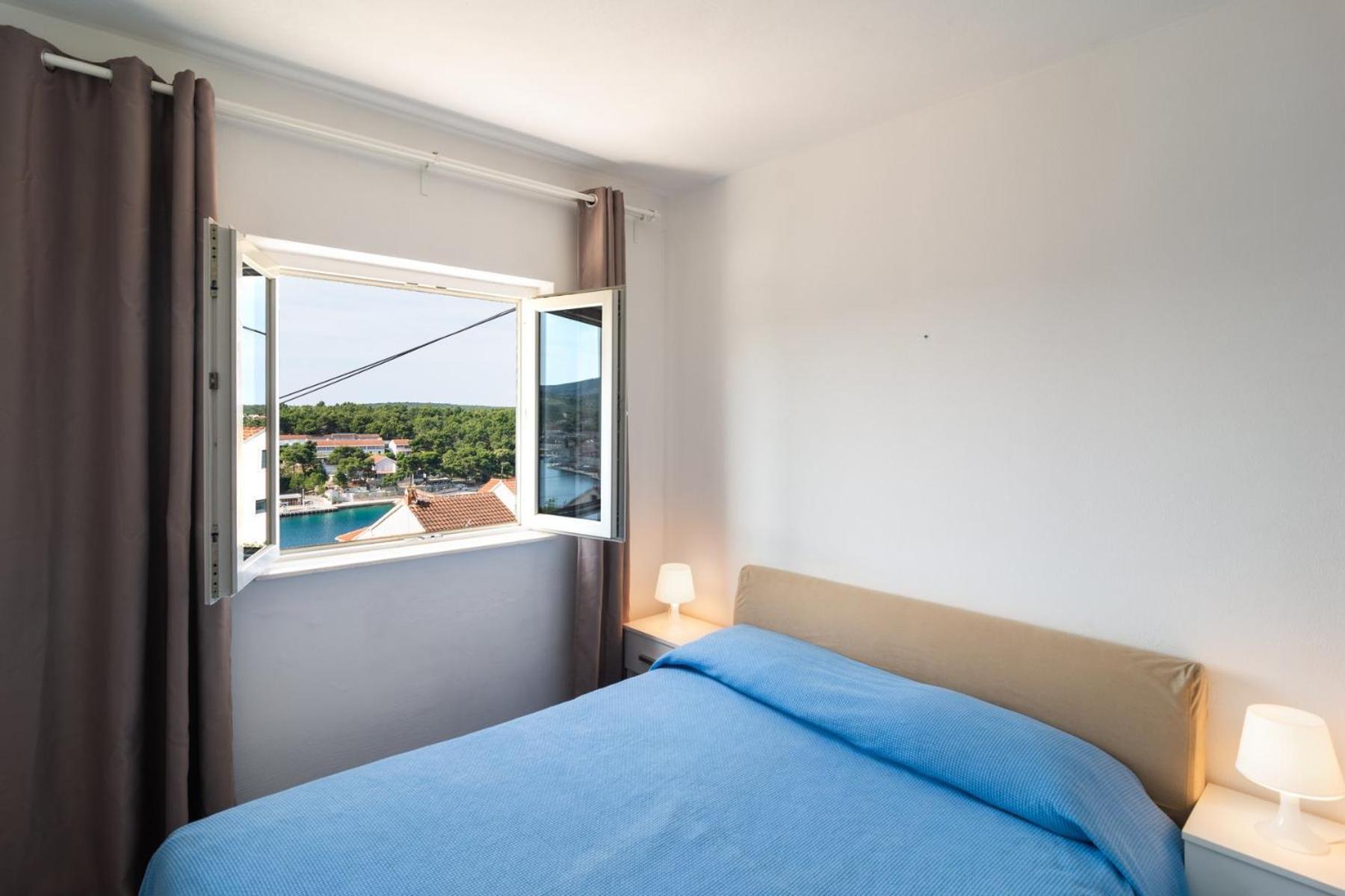 Sea-Views Brazza Apartments With Private Pool Milna  Buitenkant foto
