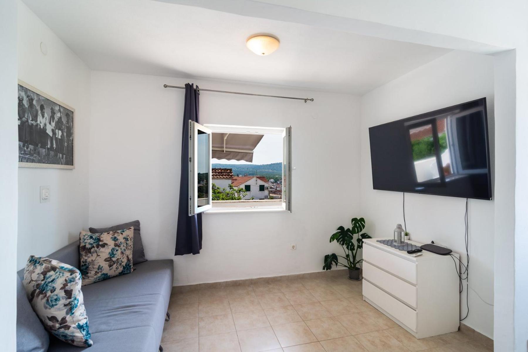Sea-Views Brazza Apartments With Private Pool Milna  Buitenkant foto