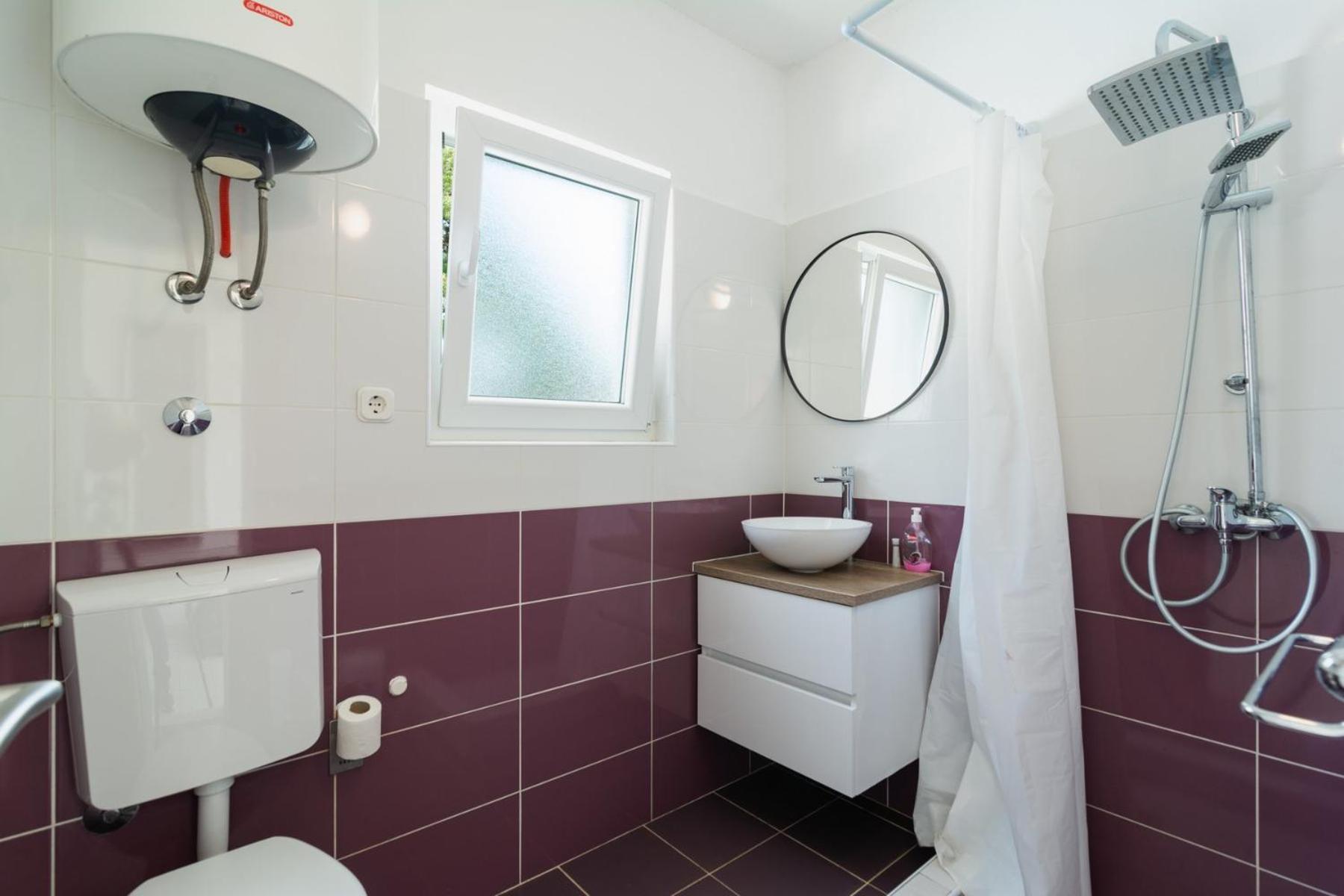 Sea-Views Brazza Apartments With Private Pool Milna  Buitenkant foto