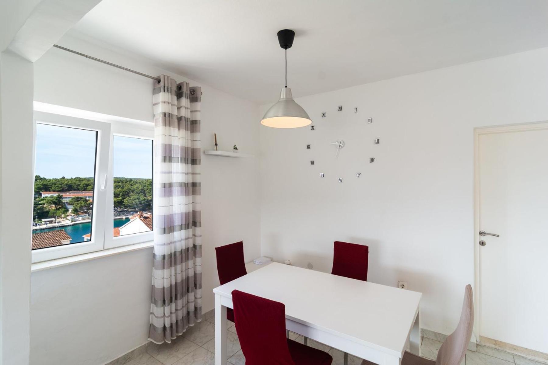 Sea-Views Brazza Apartments With Private Pool Milna  Buitenkant foto
